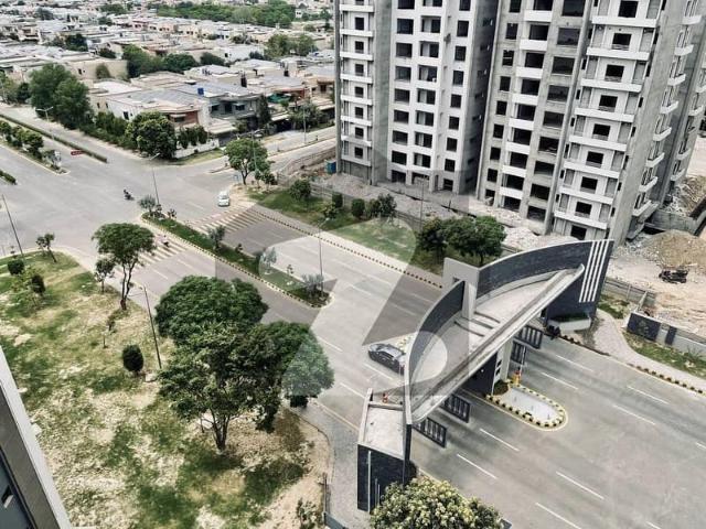 Askari 10 FOR SALE: 13 Marla Premium Brand New 4 Bed Flat Lahore