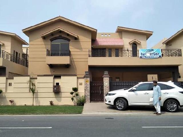 Askari 10 sector f one kanal house for sale slightly used in Pakistan | Clasf real estate