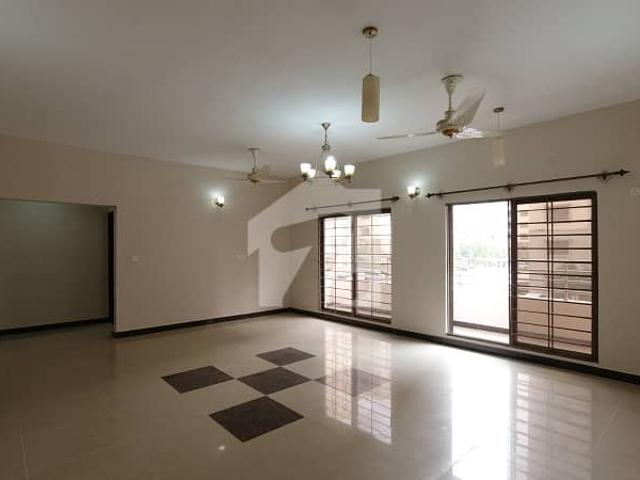 Askari 5 Sector F Flat Sized 2600 Square Feet For sale