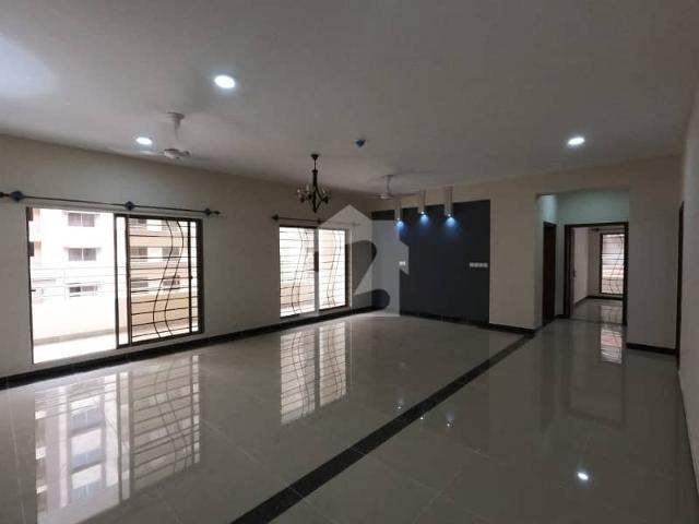 Askari 5 Sector J 3300 Square Feet Flat Up For sale
