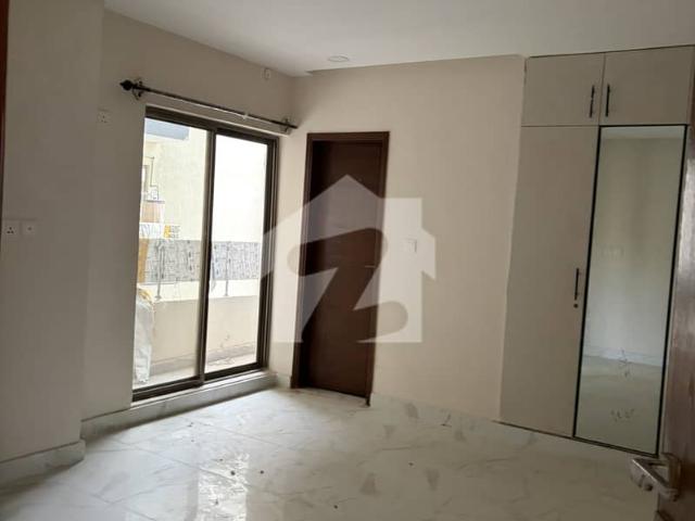 Askari 6 4Bed D/ Top Floor Appartment For Sale