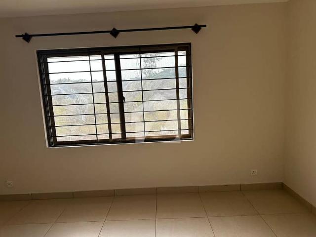 Askari Heights 4 Flat For Sale
