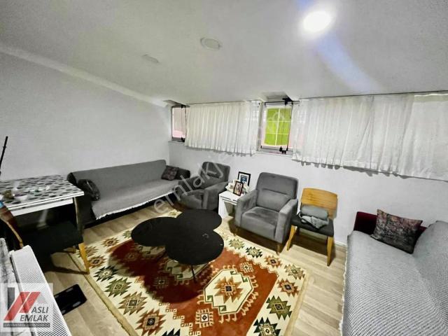 Aslı Emlak'tan Gazi Mah. Masrafsız Bahçe Katı Daire