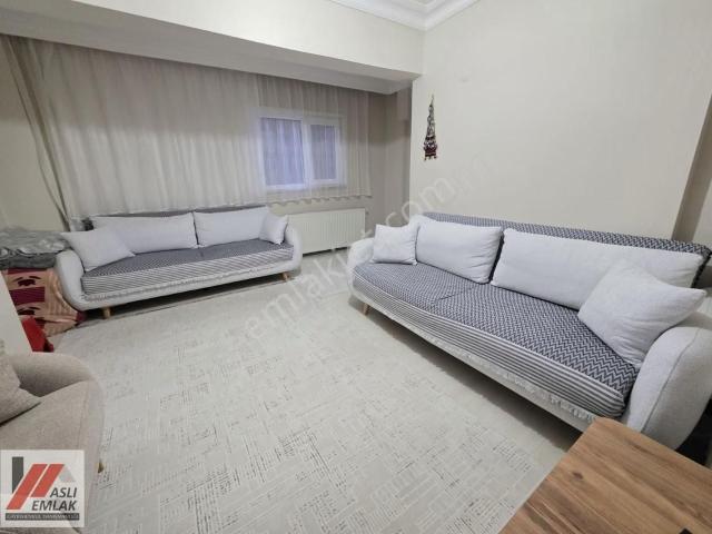 Aslı Emlak Tan Gazi Mah 1+1 Fırsat Bahçe Katı