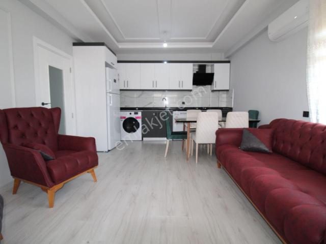 Aslan'dan Mezitli De Havuzlu Site İçi Full Eşyalı Kiralık 2+1