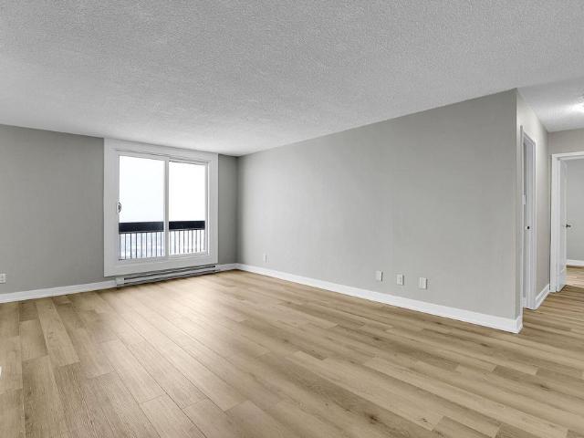 Aspen Tower Apartments | Ottawa Apartments for Rent