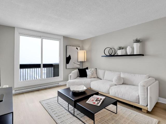Aspen Tower Apartments 1 Bedroom Apartment for Rent at 2935 Richmond Rd, Ottawa, ON K2B 8C9 Michelle Heights