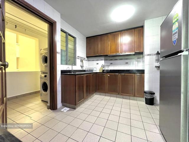 Aspen Heights D9, Condominium