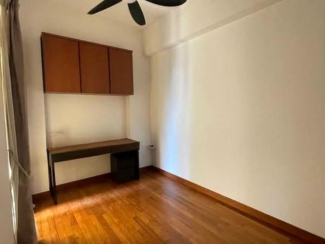 Aspen Heights D9, Condominium