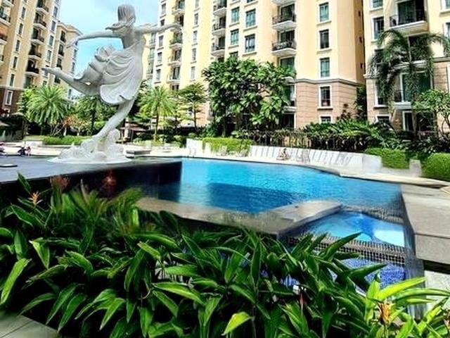 Aspen Heights D9, Condominium