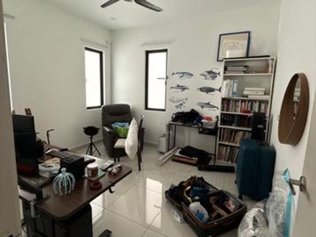Aspen Residence Jelutong Full Furnished For Sale
