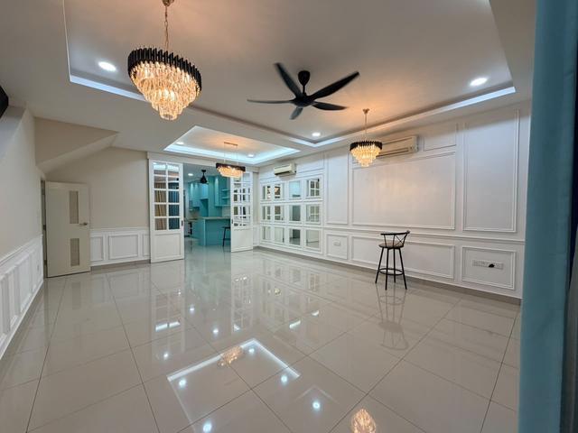 Aspira Lake Homes Gelang patah 2 storey house For Rent