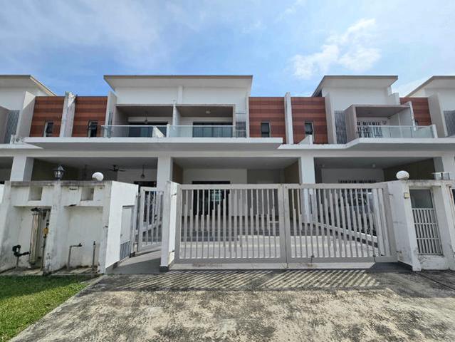 Aspira Lakehomes Double Storey Superlink 24x75 Basic Renovated GG