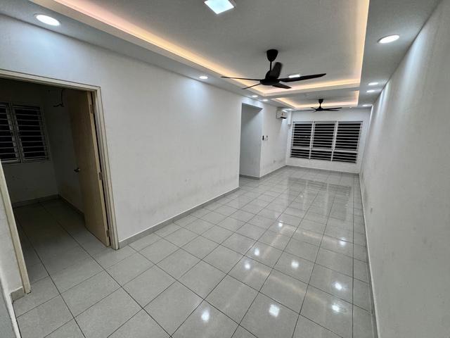 Aspire Residence Cyberjaya 3R2B Partial Furnished