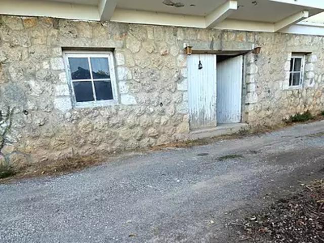 Aspremont 06790 Achat / Vente appartement 4 pièces t4