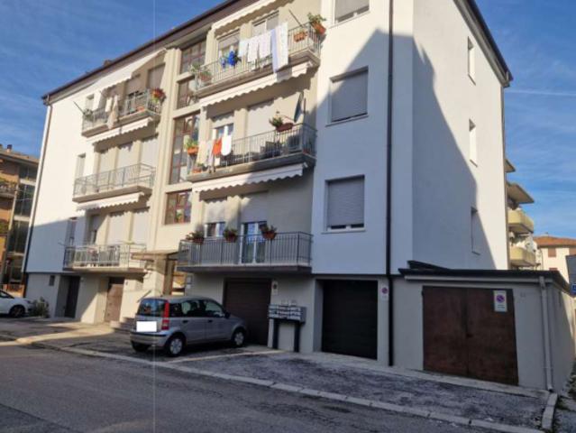ASTA IMMOBILIARE CITTA’ DI VICENZA – QUADRILOCALE DI 84 MQ CON GARAGE