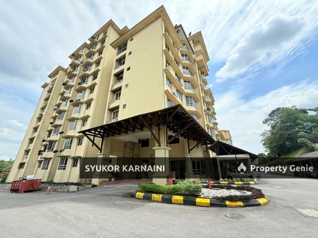 Astana Putra Condominium Bukit Rahman Putra, Sg Buloh