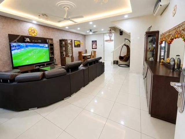 Aster PU3 Puchong Utama 2 Sty Freehold 4Room Renovated Gated Guarded