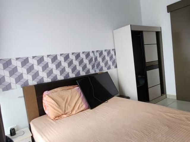 Astetica residence @ seri kembangan medium room