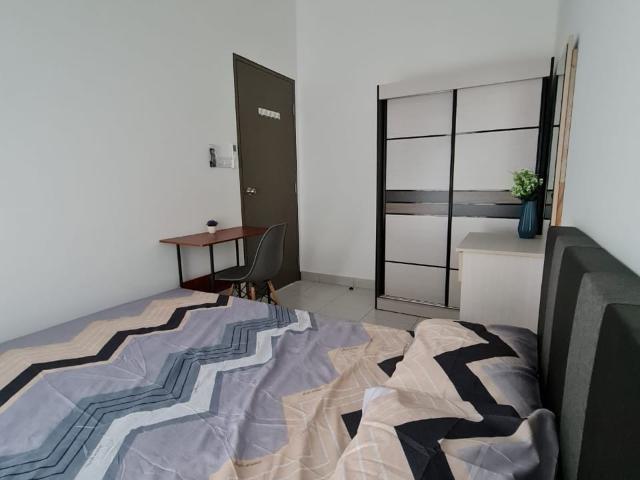 ASTETICA RESIDENCE @ SERI KEMBANGAN MEDIUM ROOM MIX UNIT