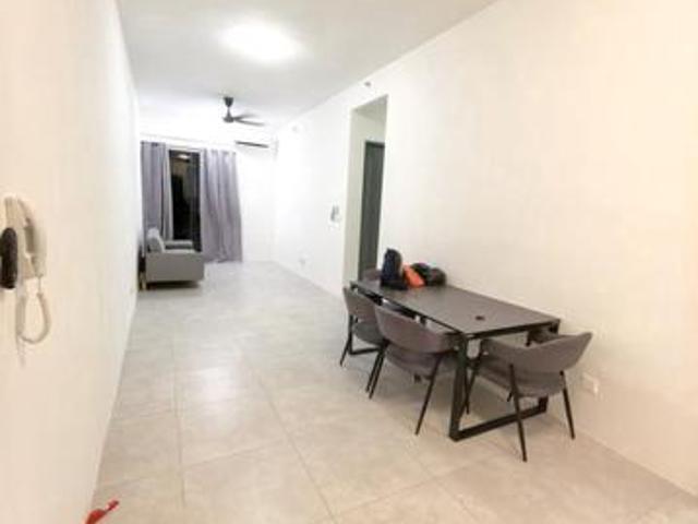 Aston Acacia Condo Partial Furnished3Bed2Bath2Car park
