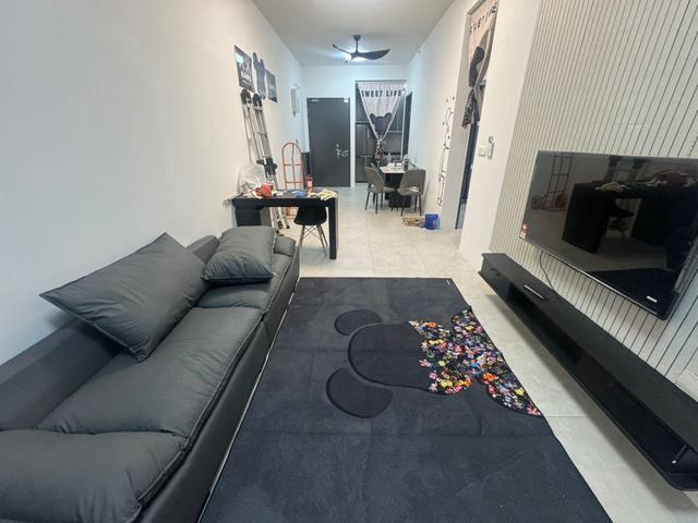 Aston Acacia Condominium For Rent