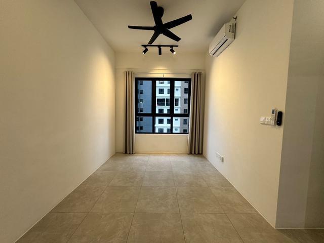 Aston Acacia Condominium for rent