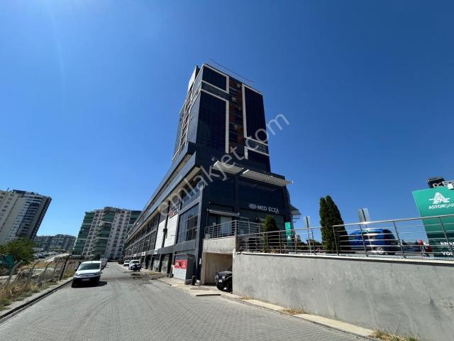 Astor Plaza'da Yapılı Her İş Koluna Uygun Satılık İş Yeri