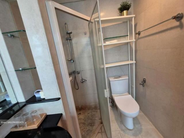 Astoria Park D14, Condominium