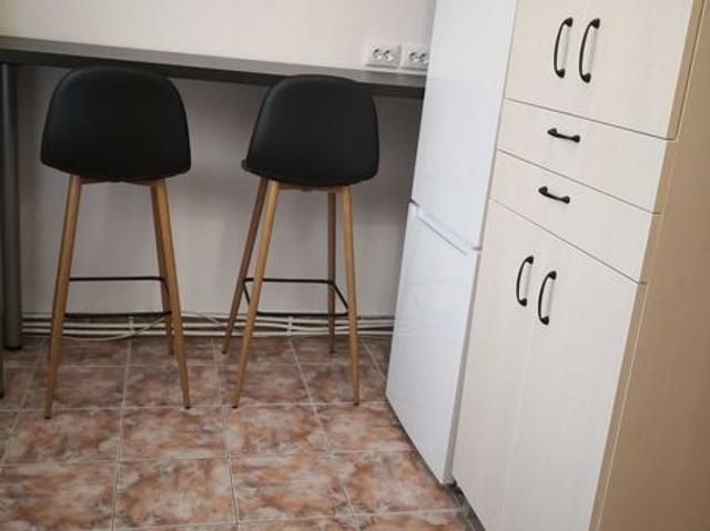 Ap. 1 camera, Marasti, Zona Dorobantilor, 40 MP, 420 Euro, negociabil
