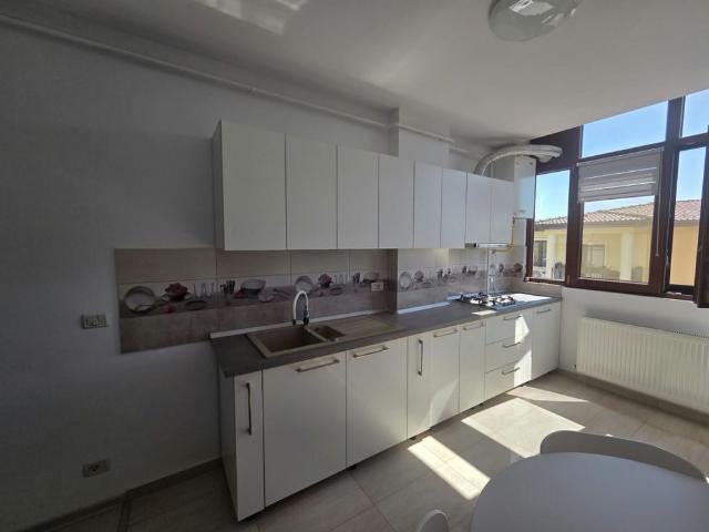 Ap 2 cam, Valea Adanca Cug cu loc parcare, modern
