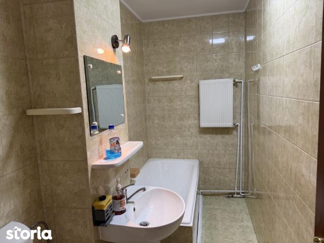Ap 2 cam decomandate, pivnita Calea Dumbravii et 2/4