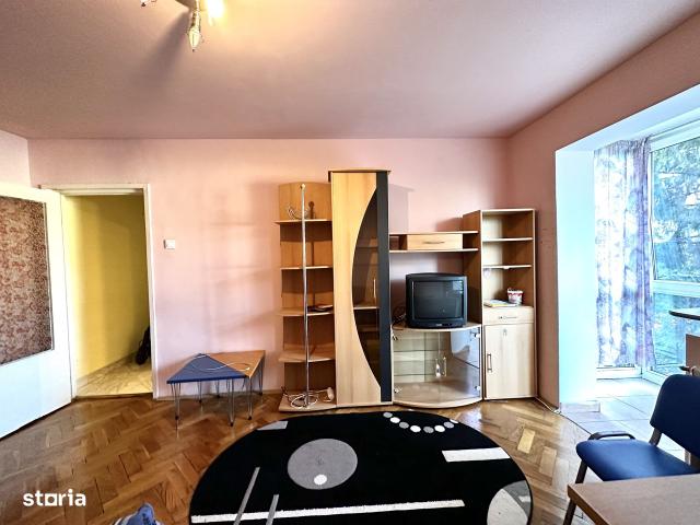 Ap. 2 camere, etaj 2 din 4 Piata Dacia