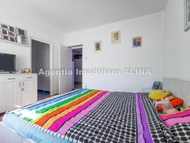 Ap. 2 camere in Deva, Bld. Dacia, 50 mp, et. 4/4