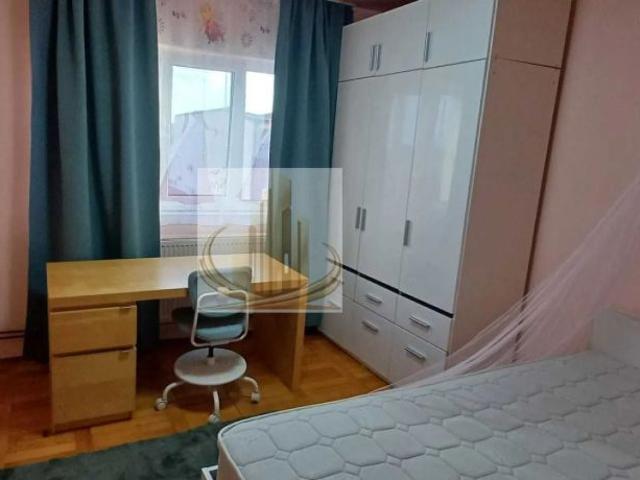Ap 3 camere, 80 mp