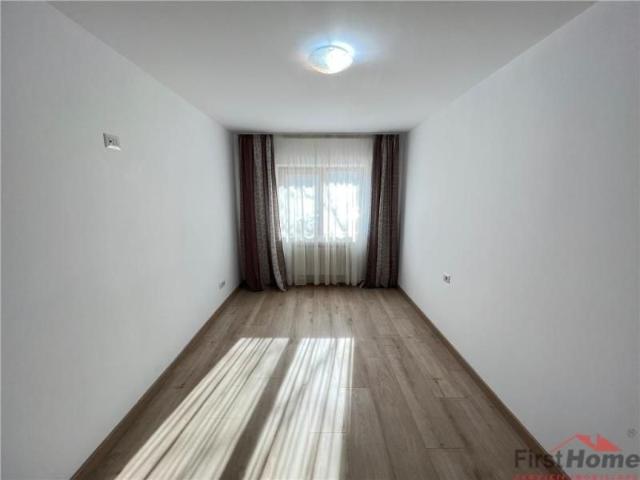 Ap 3 camere, 2 bai, parter inalt, ultracentral, Lic Unirea, parcare