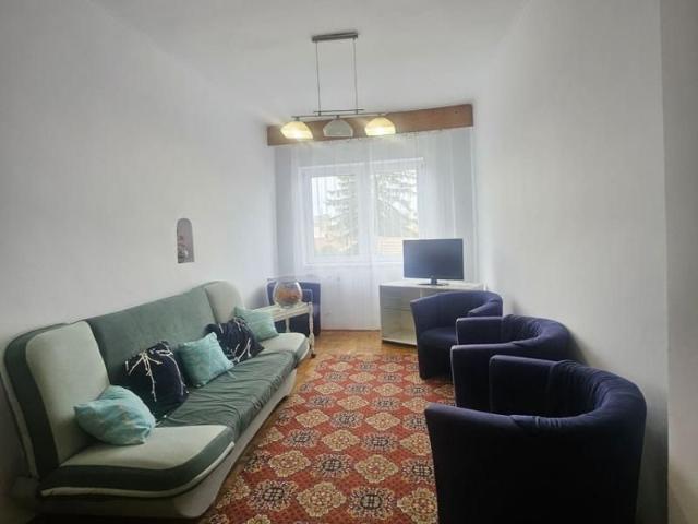 Ap 3 camere de inchiriat ultracentral, str. George Enescu, Oradea