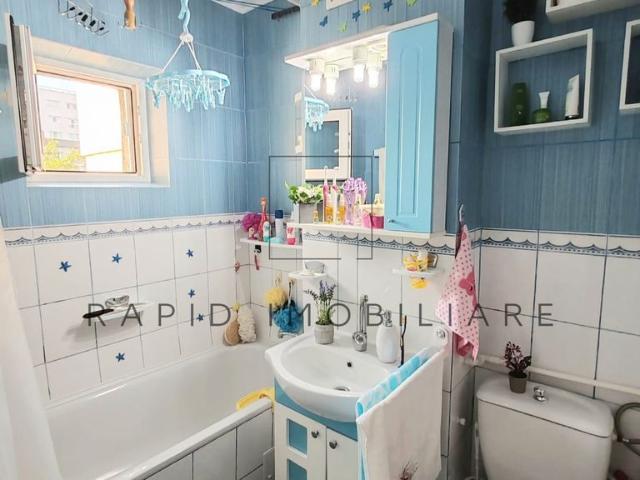 Ap. 3 Camere Decomandat Zona Micro 17