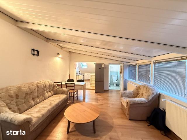 Ap. 3 camere, la casa Casa Tineretului