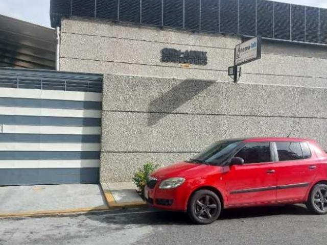 AP Venta/Alquiler de consultorio amoblado y equipo Santa Mónica