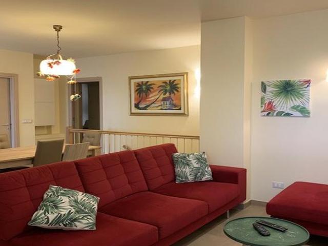 AP, Villa in città