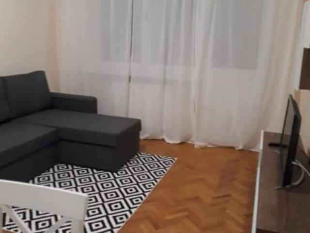 Ap.CENTRAL 3 camere decomandate+ balcon