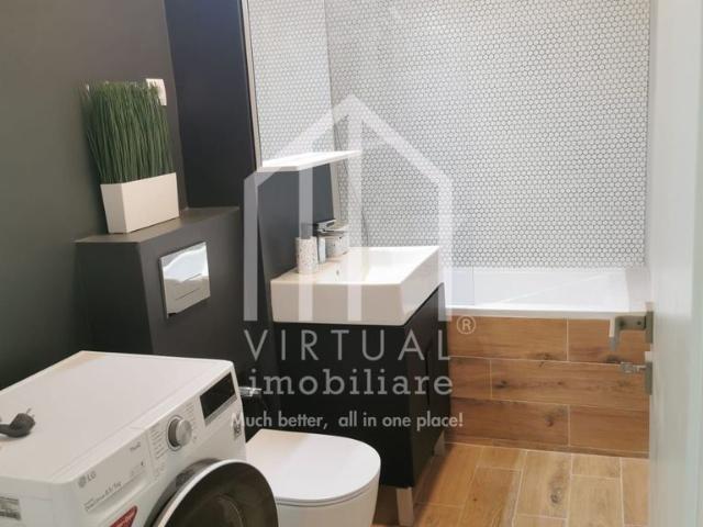 Ap. de LUX de vanzare, 2 camere mobilat si utilat B dul M. Viteazul