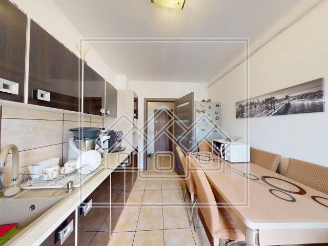 Ap decomandat, cu 2 camere, balcon, pod, mobilat + utilat