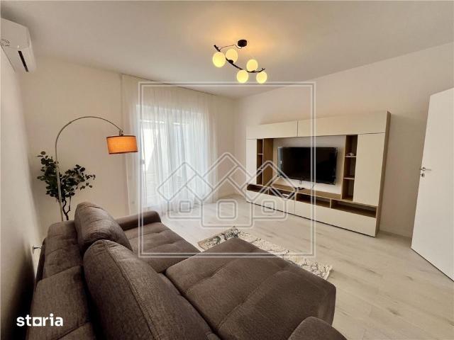 Ap decomandat de lux, cu 2 camere si 2 terase mari, bloc nou, cu lift