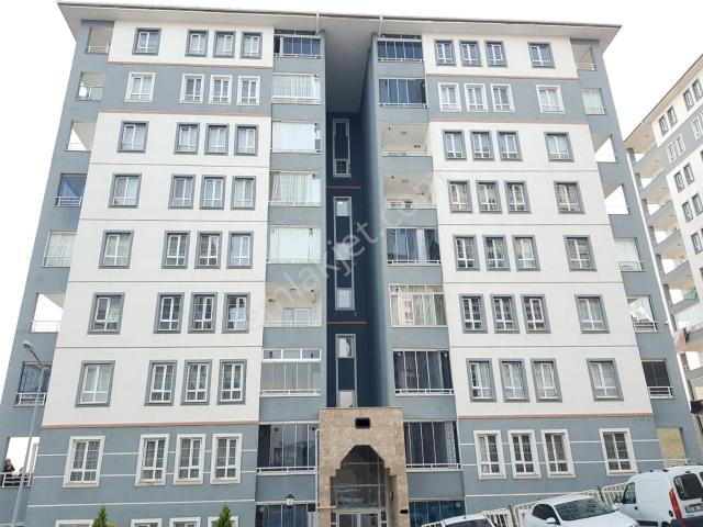 Apaşa Mh. Hak sen Tokiden Satılık 3+1 Ön Cephe Yapılı Ara Kat Daire