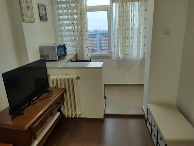 Apafrtament cu camera zona Tatarasi Flora