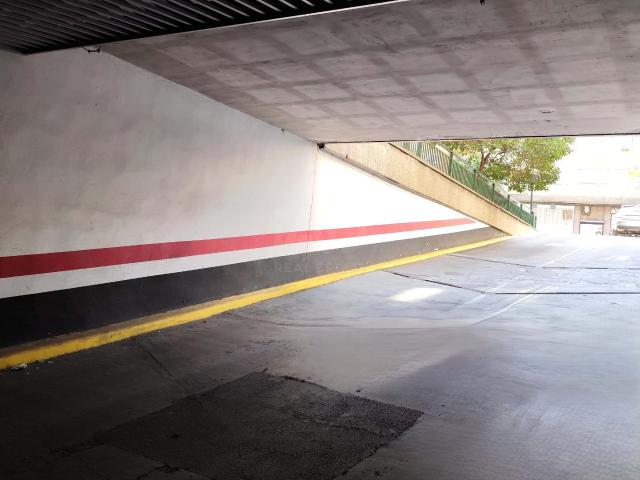Aparcamiento / garaje / caja 18.00 m2