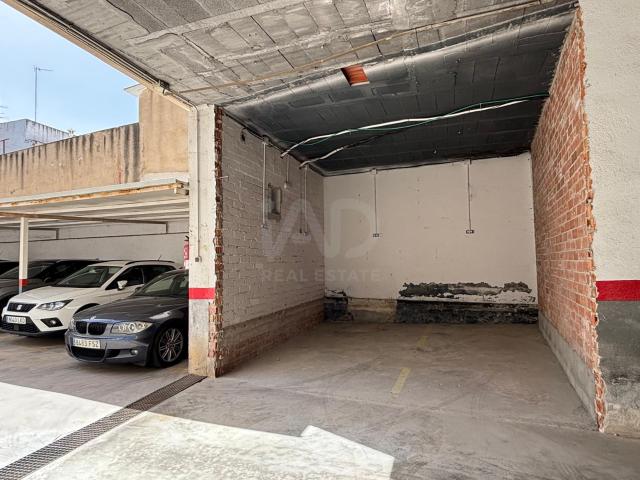 Aparcamiento / garaje / caja 20.00 m2