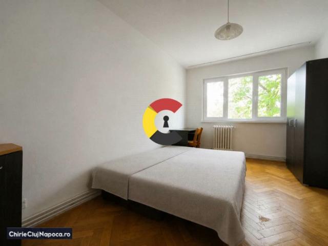 Apart. studentesc cu 3 camere deco, Manastur, 4 5 statii de Centru